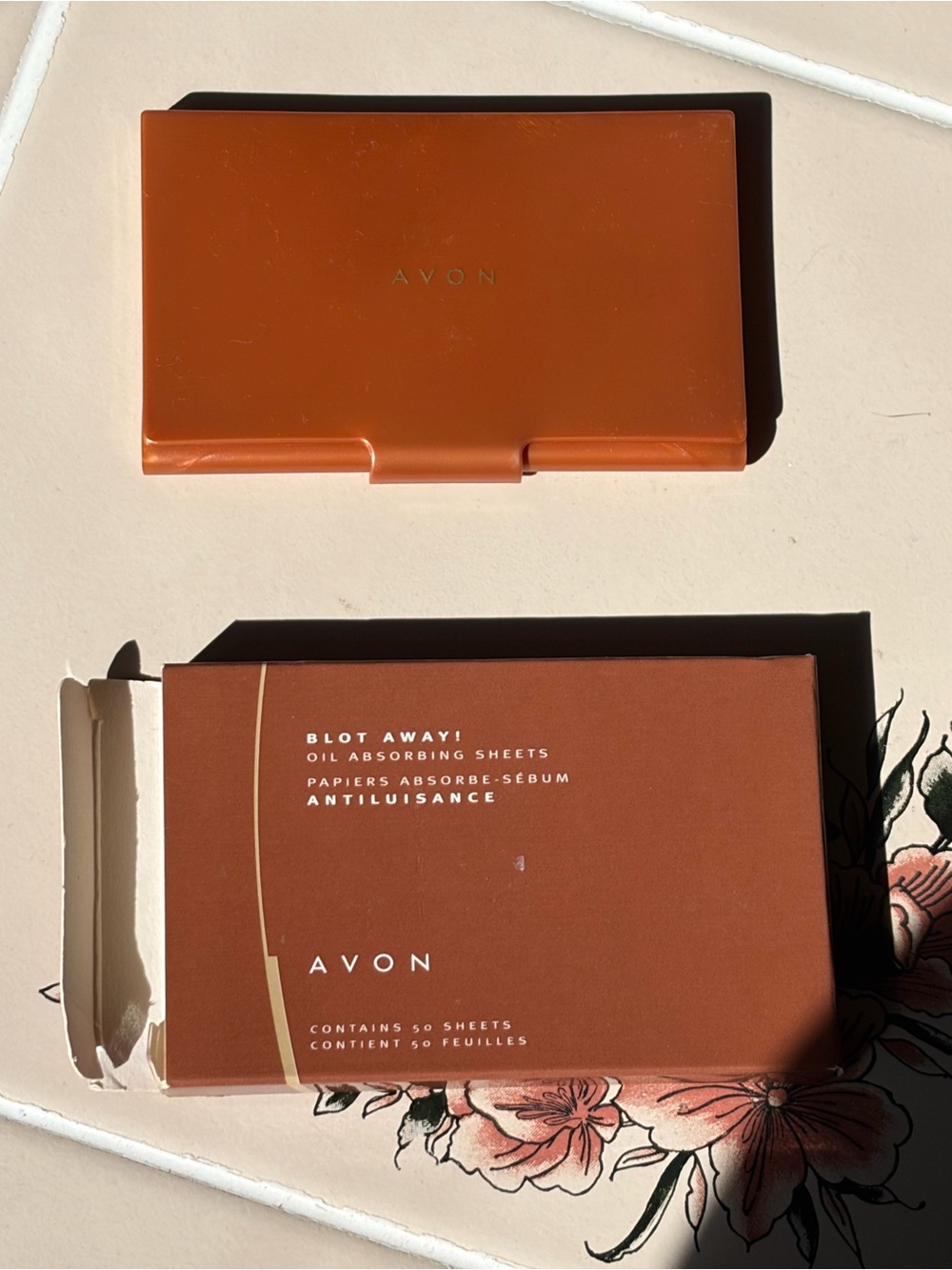 NIB Avon Blot Away Oil Absorbing Sheets and Compact in Rust Orange